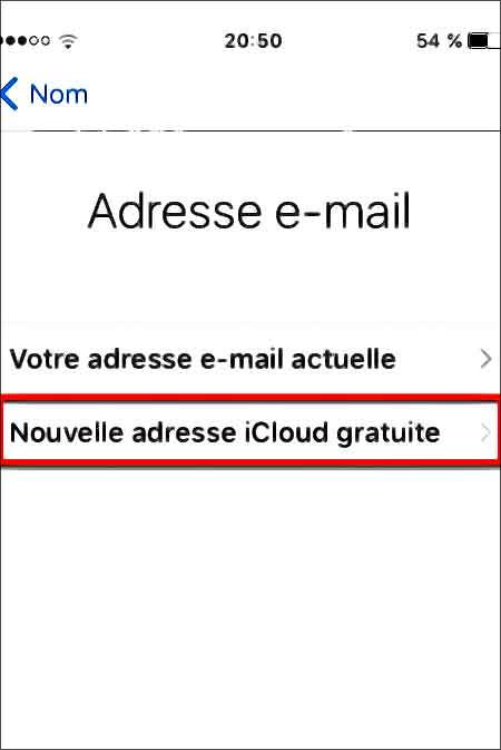 Création d'une adresse email lors du processus d'Apple ID