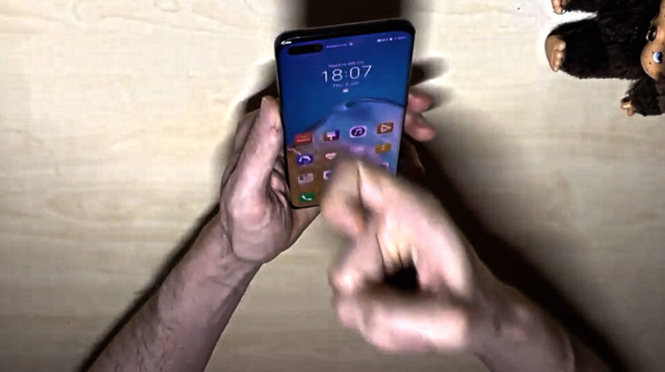 Le contrôle gestuel d'un téléphone Huawei