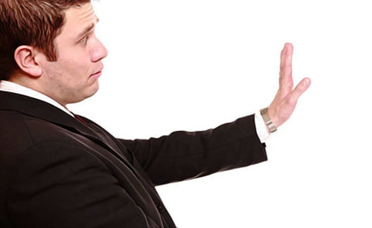 un homme veut rester celibataire
