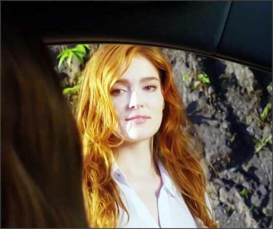 jolie femme rousse
