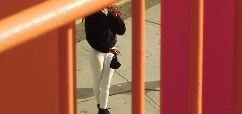 prostituee derriere les barreaux